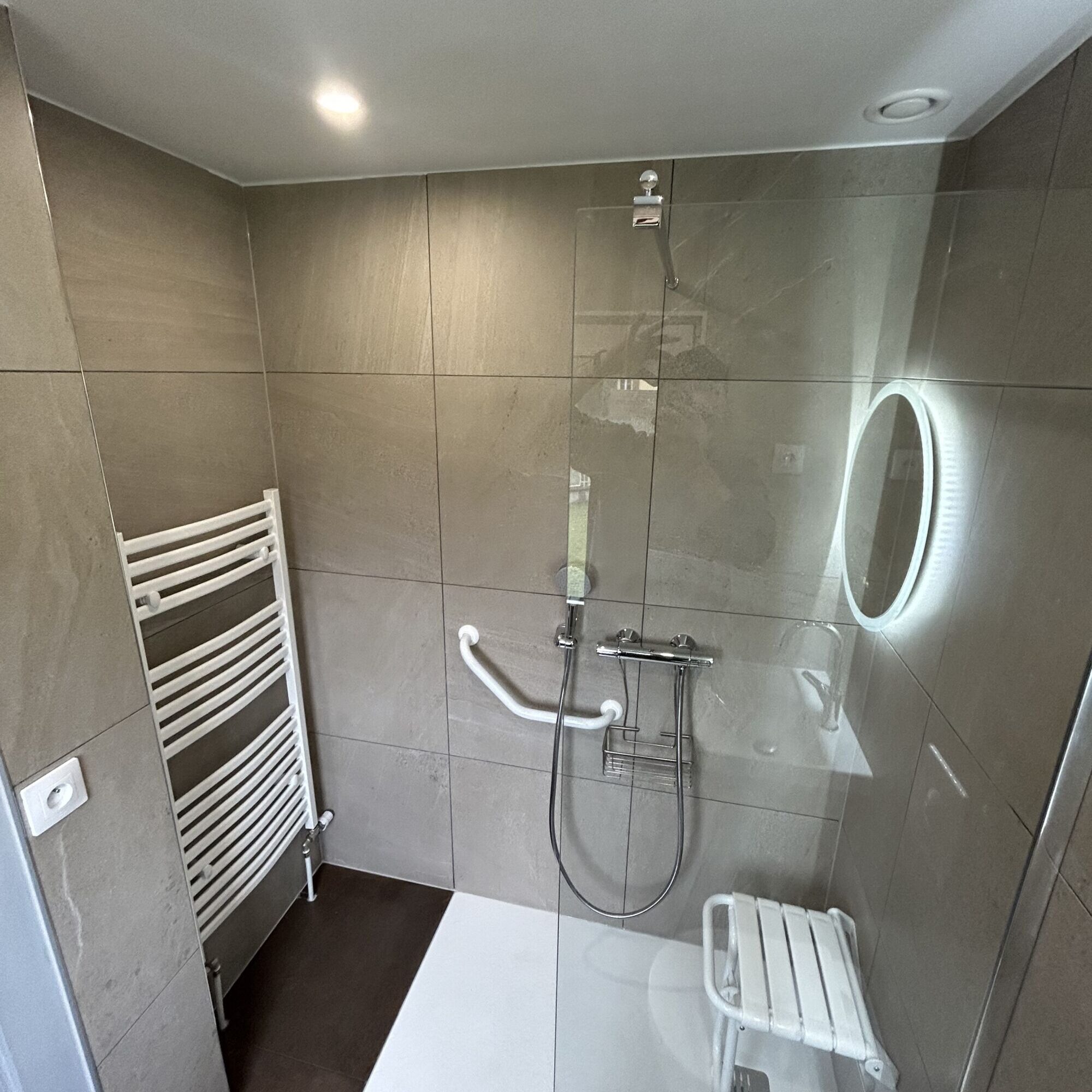 Pl&acirc;trier expert en r&eacute;novation et en d&eacute;molition autour de Strasbourg, S&eacute;lestat, et Molsheim Strasbourg
